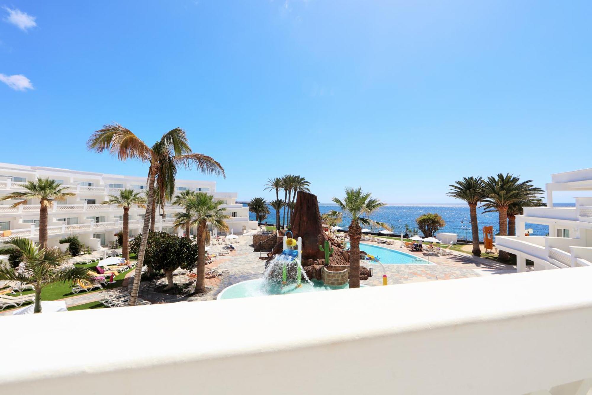 Double Room Lateral Sea View