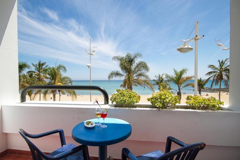 Double or Twin Room Sea View