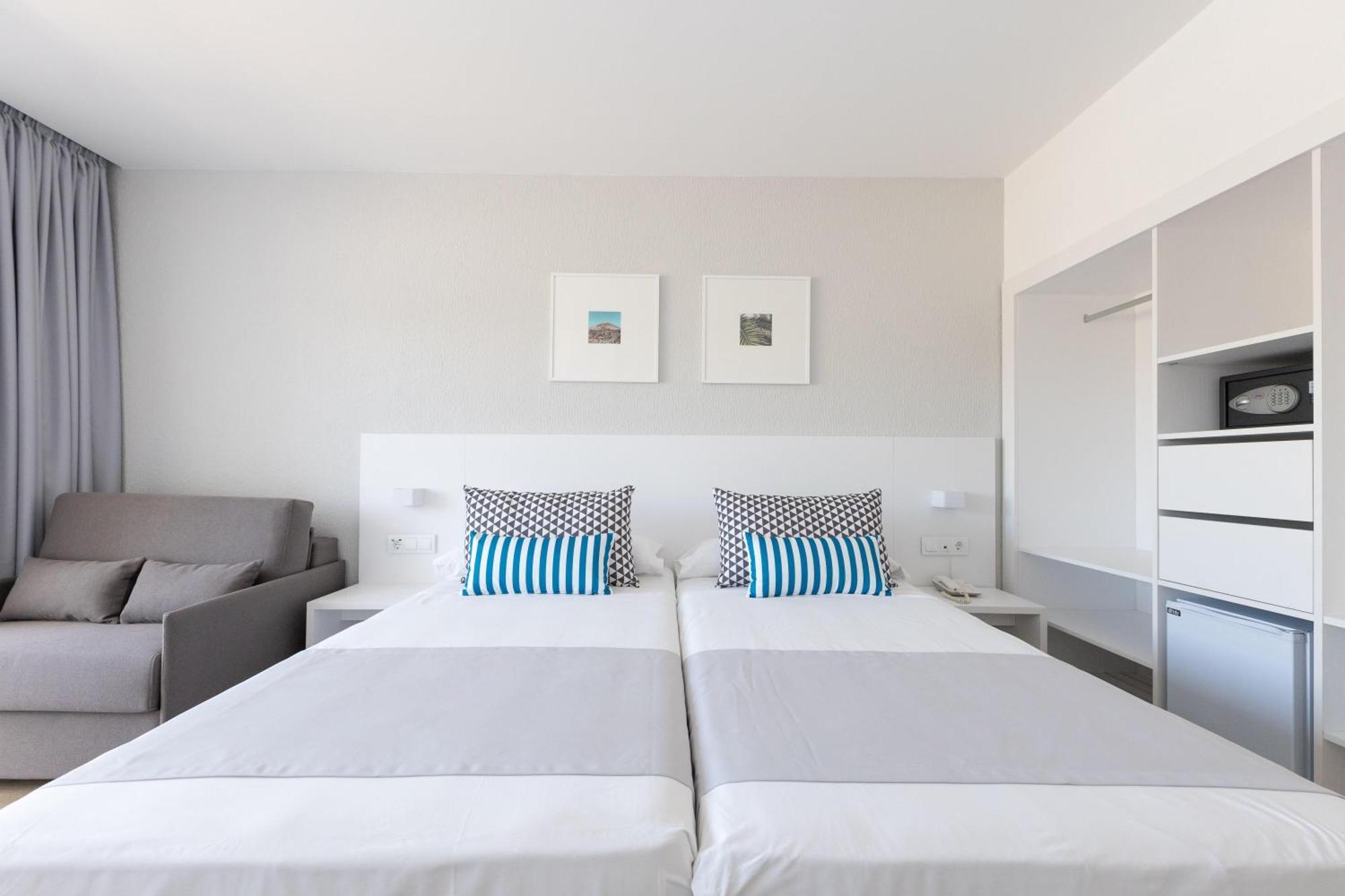 Double or Twin Room,1758278887:JPEG