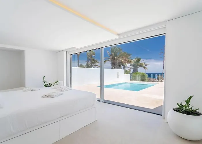 Ocean Bliss Beautiful Villa With Pool And Sea Views
