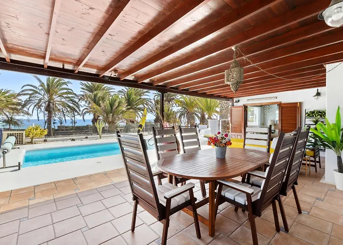 Villa A Pie De Mar